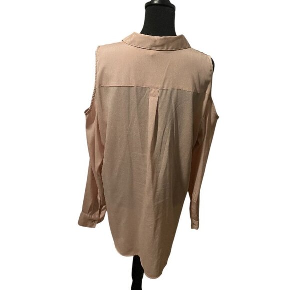 CALVIN KLEIN COLD SHOULDER BUTTON-UP BLOUSE - Picture 3 of 4